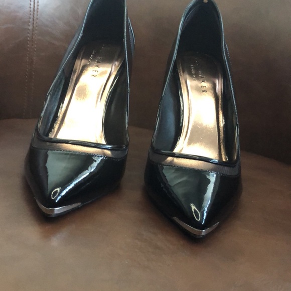 TED BAKER LONDON Clancyl Patent Mesh Pump - Picture 3 of 9